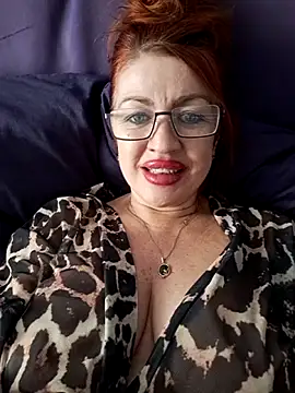 KiraXTender online show from 11-15-25, 05:05