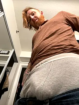 Snapshot of b1gd1ckg1nger86 chatting on 10-16-25, 01:28 b1gd1ckg1nger86 online show from 10-16-25, 01:28