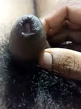 Nishu12356g online show from 12-18-24, 06:03