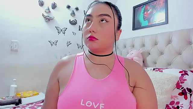 NayaWayne online show from 07-16-26, 03:51