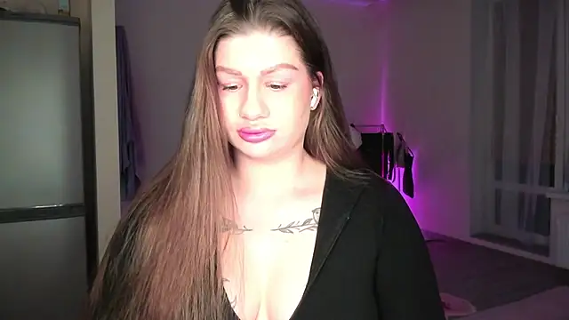 JuicyHelenX online show from 04-22-26, 07:37