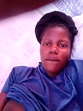 Snapshot of Slender-simple1 chatting on 10-24-25, 06:54 Slender-simple1 online show from 10-24-25, 06:54