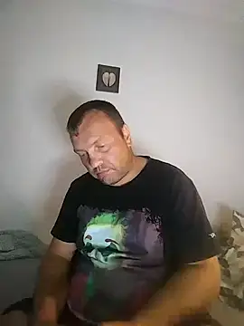 Snapshot of Bury0117 chatting on 09-16-25, 07:15 Bury0117 online show from 09-16-25, 07:15