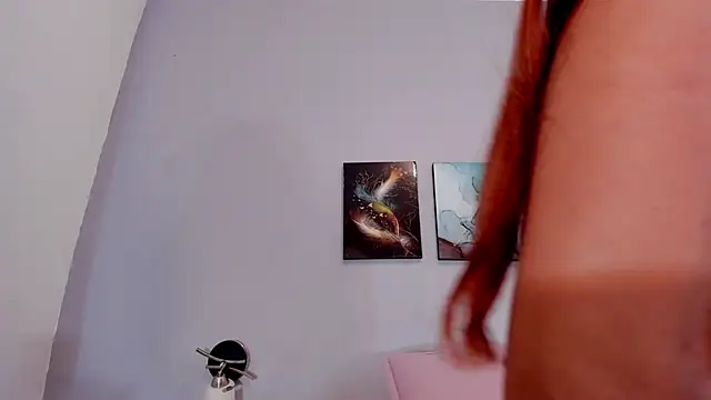 Snapshot of Estrella_Duran chatting on 06-05-26, 12:22 Estrella Duran online show from 06-05-26, 12:22