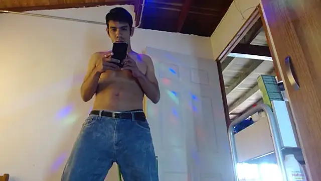 Snapshot of JohanyLatino chatting on 06-14-26, 03:36 JohanyLatino online show from 06-14-26, 03:36