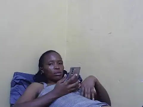 Smillie prety online show from 03-14-25, 05:46