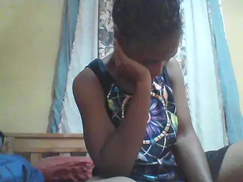 Snapshot of Smillie_prety chatting on 07-06-26, 03:25 Smillie prety online show from 07-06-26, 03:25