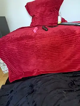 AlisaaRose online show from 02-05-25, 11:34