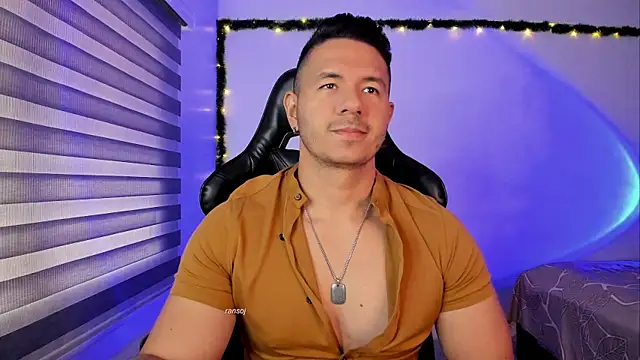 Snapshot of ransoj chatting on 02-21-26, 02:29 ransoj online show from 02-21-26, 02:29