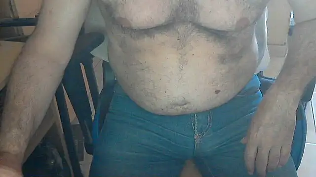 Snapshot of angelgarcia269 chatting on 01-03-25, 06:03 angelgarcia269 online show from 01-03-25, 06:03