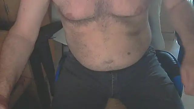 Snapshot of angelgarcia269 chatting on 02-04-25, 12:11 angelgarcia269 online show from 02-04-25, 12:11