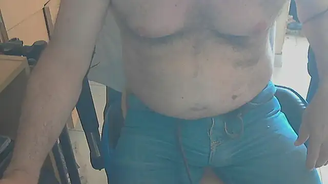 Snapshot of angelgarcia269 chatting on 02-14-25, 01:18 angelgarcia269 online show from 02-14-25, 01:18