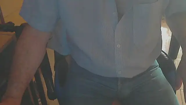 Snapshot of angelgarcia269 chatting on 02-15-25, 11:17 angelgarcia269 online show from 02-15-25, 11:17