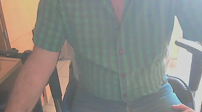 Snapshot of angelgarcia269 chatting on 02-21-25, 11:11 angelgarcia269 online show from 02-21-25, 11:11