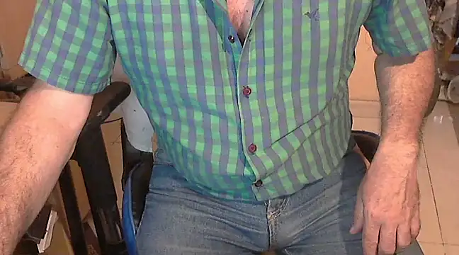 Snapshot of angelgarcia269 chatting on 02-22-25, 11:35 angelgarcia269 online show from 02-22-25, 11:35