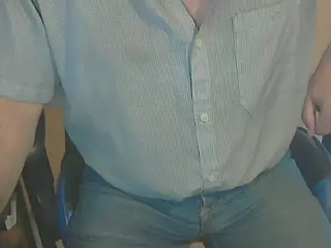 Snapshot of angelgarcia269 chatting on 03-08-25, 02:08 angelgarcia269 online show from 03-08-25, 02:08