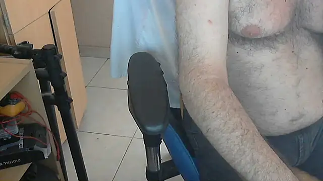 Snapshot of angelgarcia269 chatting on 03-22-25, 01:30 angelgarcia269 online show from 03-22-25, 01:30