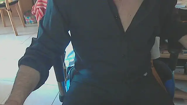 Snapshot of angelgarcia269 chatting on 09-11-25, 03:12 angelgarcia269 online show from 09-11-25, 03:12