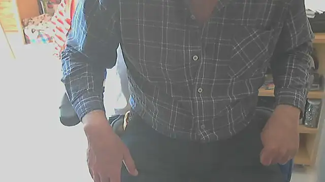 Snapshot of angelgarcia269 chatting on 09-23-25, 11:57 angelgarcia269 online show from 09-23-25, 11:57