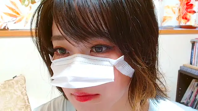 liliyRiSAcha-n online show from 09-10-25, 08:03