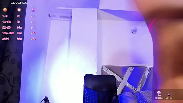 Snapshot of Fenty_XX chatting on 01-18-25, 12:15 Fenty XX online show from 01-18-25, 12:15