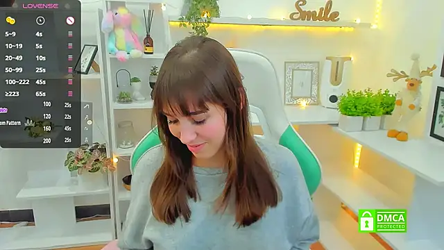  Eliizabeth  online show from 02-01-25, 04:24