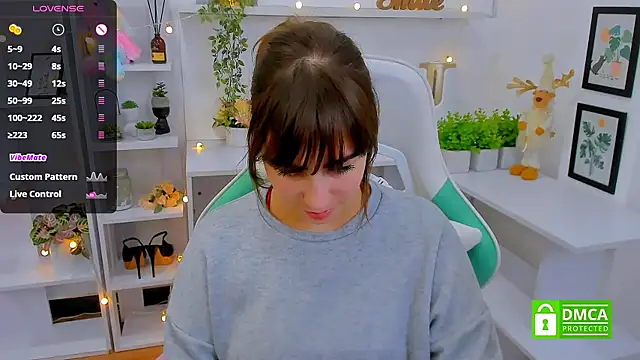  Eliizabeth  online show from 03-20-25, 09:24