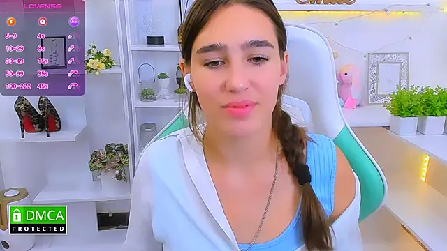  Eliizabeth  online show from 09-12-25, 09:04