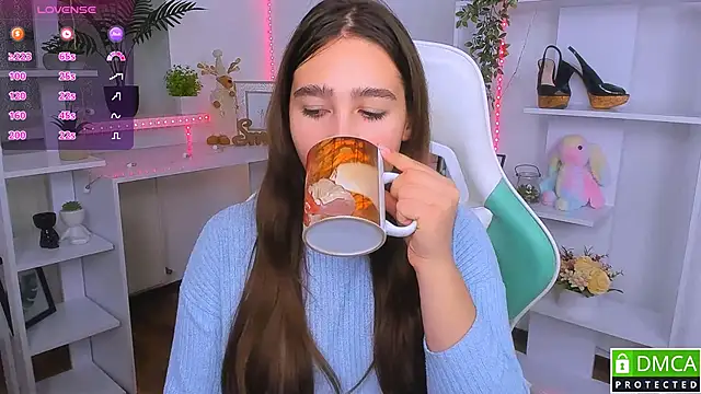  Eliizabeth  online show from 11-07-25, 09:15