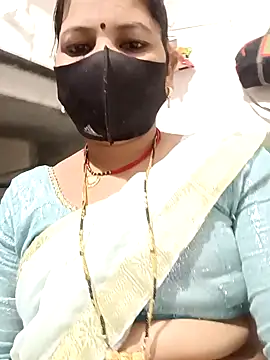 Snapshot of Riyaa-Devi chatting on 01-31-25, 05:32 Riyaa-Devi online show from 01-31-25, 05:32