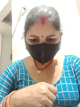 Snapshot of Riyaa-Devi chatting on 02-28-25, 05:59 Riyaa-Devi online show from 02-28-25, 05:59