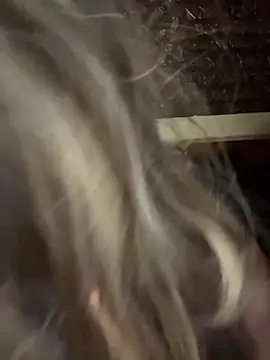 Snapshot of Mayoosh6 chatting on 02-17-25, 04:15 Mayoosh6 online show from 02-17-25, 04:15