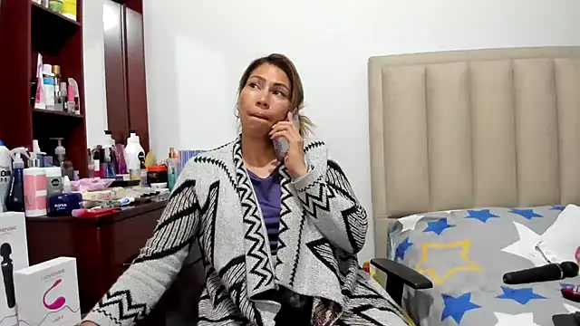 Chloemiller89 online show from 12-10-24, 09:33