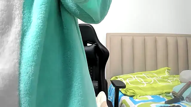 Chloemiller89 online show from 11-26-25, 11:17