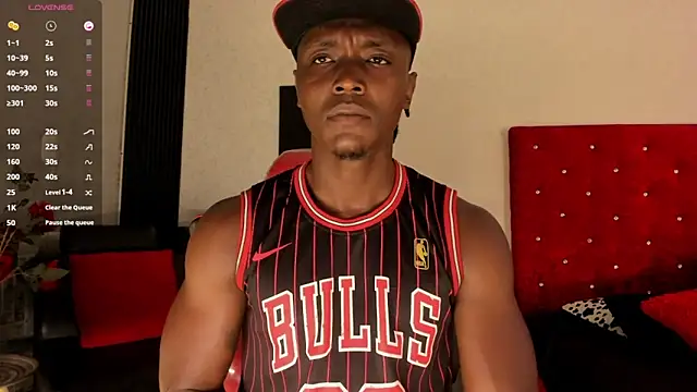 DannSmmith online show from 10-19-25, 04:57