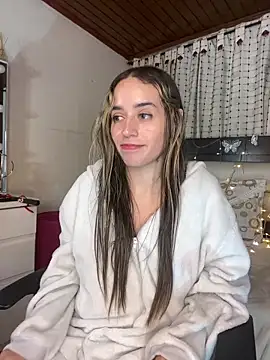 Snapshot of Natalia_Suarez chatting on 03-13-25, 09:32 Natalia Suarez online show from 03-13-25, 09:32