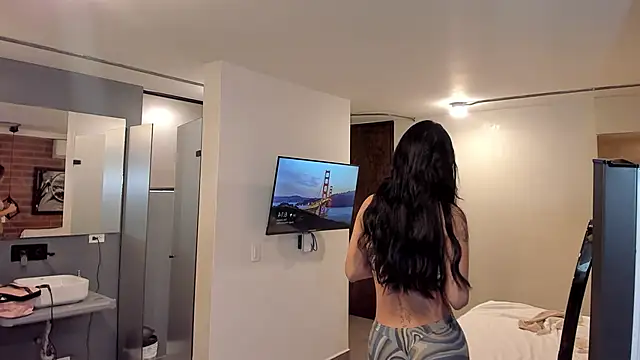 Snapshot of GarciaMilu chatting on 11-04-25, 11:15 GarciaMilu online show from 11-04-25, 11:15