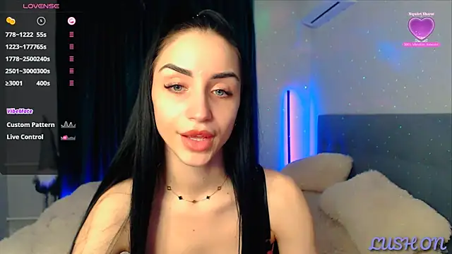 Snapshot of Kemi__Jordan chatting on 02-28-25, 08:39 Kemi Jordan online show from 02-28-25, 08:39