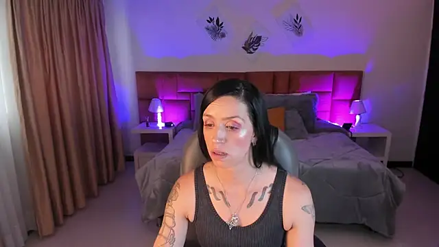 Snapshot of Kristen_Garner chatting on 09-17-25, 07:48 Kristen Garner online show from 09-17-25, 07:48