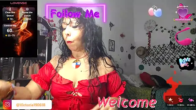 Snapshot of YourWhoreXX chatting on 10-15-25, 08:47 YourWhoreXX online show from 10-15-25, 08:47