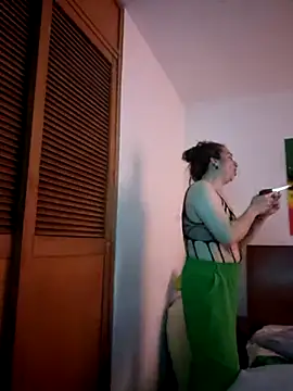 Yashira Jaziri online show from 01-14-26, 05:07