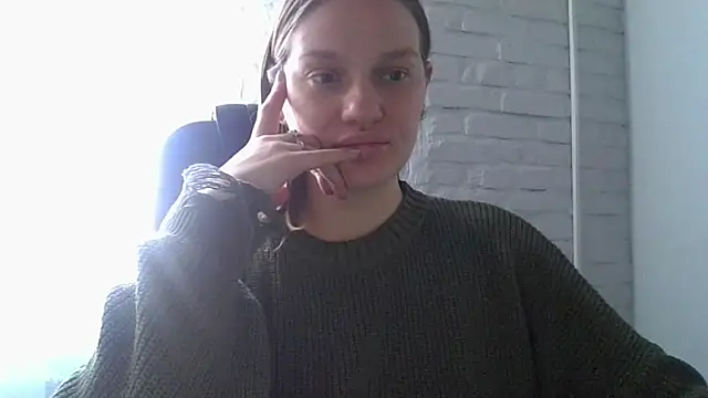 Snapshot of EndlessLustX chatting on 03-05-25, 08:43 EndlessLustX online show from 03-05-25, 08:43