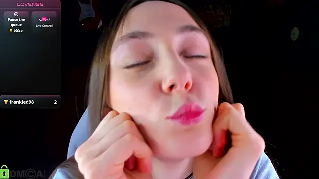 Lexi Split online show from 02-04-26, 01:33