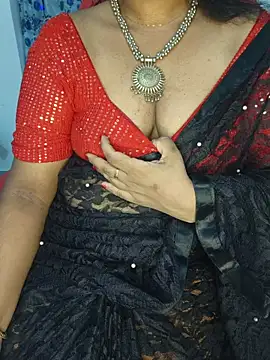 Snapshot of Malluivaniya chatting on 06-22-26, 06:32 Malluivaniya online show from 06-22-26, 06:32