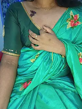 Snapshot of Malluivaniya chatting on 06-29-26, 06:08 Malluivaniya online show from 06-29-26, 06:08