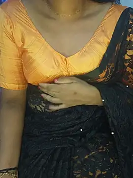 Snapshot of Malluivaniya chatting on 07-02-26, 07:03 Malluivaniya online show from 07-02-26, 07:03