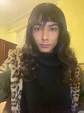 calliemaggotbone online show from 12-16-25, 12:21