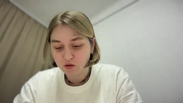 Isabel-Bailey online show from 10-08-25, 09:01