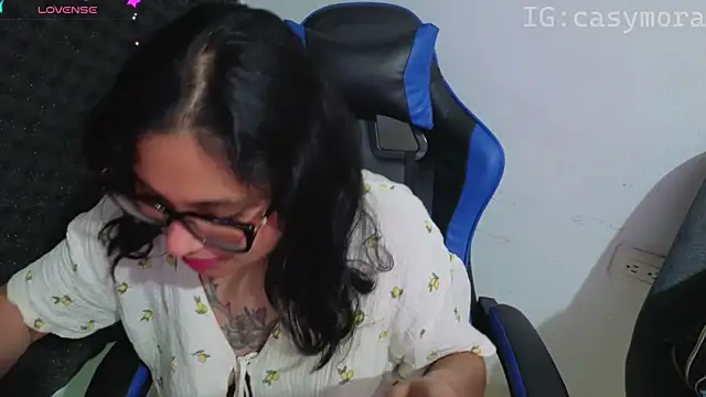 Cuteprincess21 online show from 03-31-26, 11:32