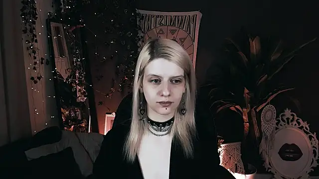 Noah ElmerX online show from 11-20-25, 01:33